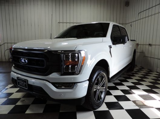 2023 Ford F150 White Crew 001