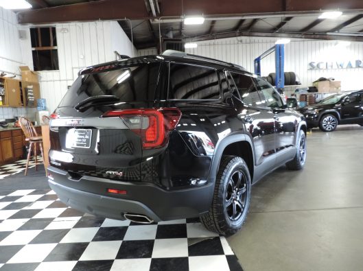 2023 GMC Acadia AT4 019