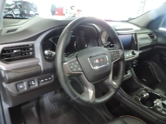 2023 GMC Acadia AT4 039