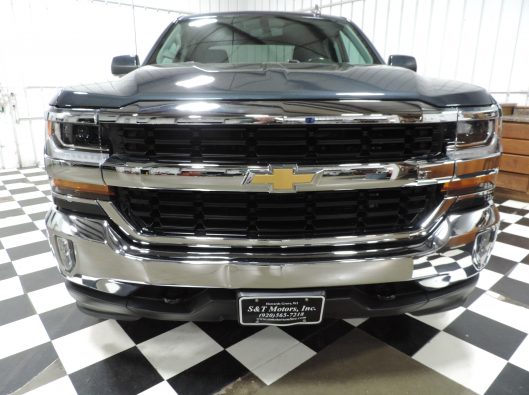 2018 Chev Silverado Crew LT 005 - Copy