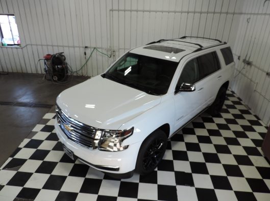 2020 Chev Tahoe Premier White 012