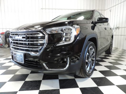 2022 GMC Terrain SLT Black 006