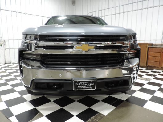 2019 Chev Silverado LT Silver 008