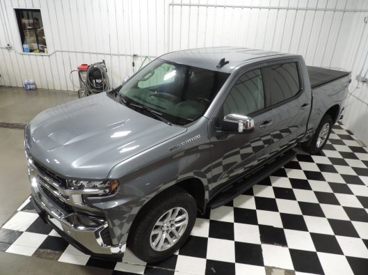 2019 Chev Silverado LT Silver 015