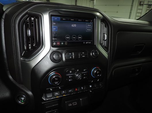 2019 Chev Silverado LT Silver 033