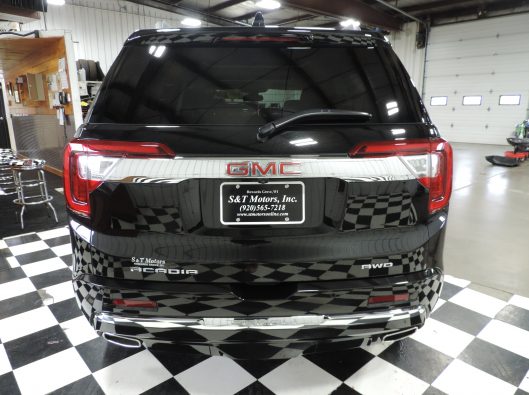 2023 GMC Acadia Denali Black 015