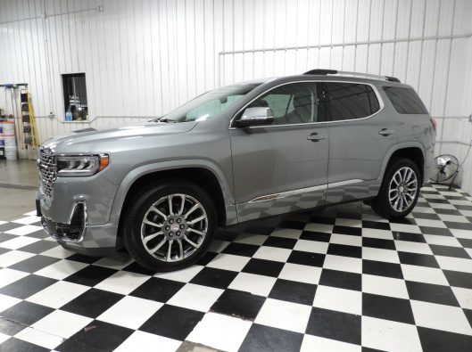 2023 GMC Sterling Gray Acadia 003