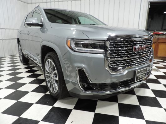 2023 GMC Sterling Gray Acadia 006