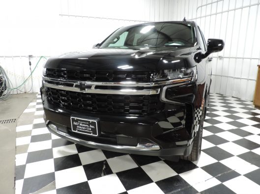 2023 Chev Tahoe Black 004