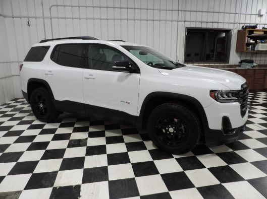 2023 GMC Acadia AT4 009