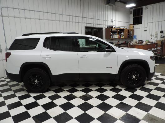 2023 GMC Acadia AT4 011