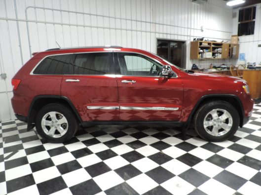 2013 Jeep Grand Cherokee Limited 010