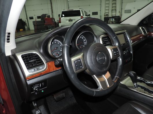 2013 Jeep Grand Cherokee Limited 033