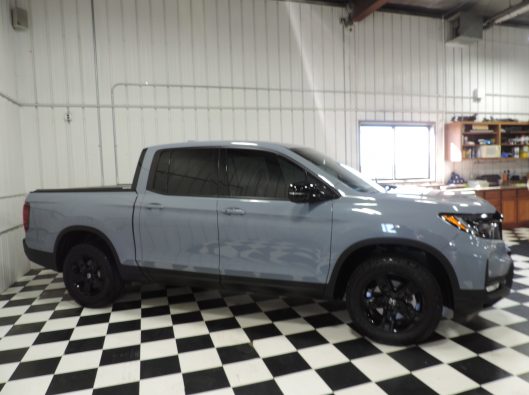 2022 Honda Ridgeline Black Edition 009