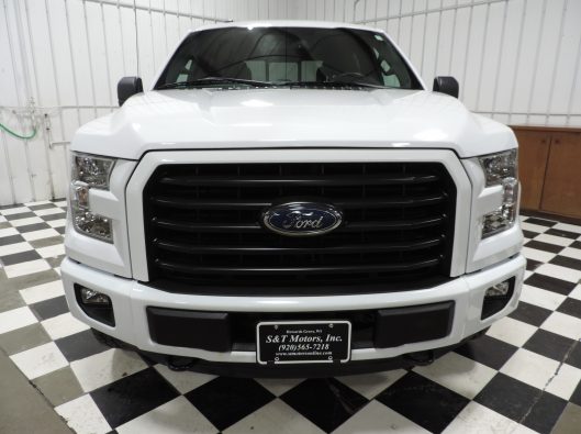 2016 Ford F150 Super Crew White 005