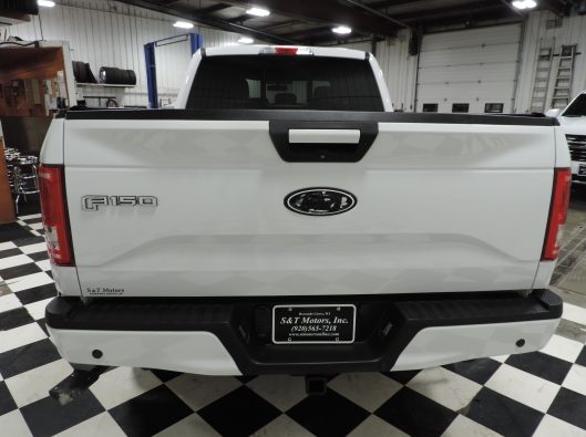 2016 Ford F150 Super Crew White 016