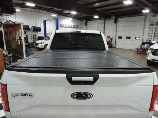 2016 Ford F150 Super Crew White 019