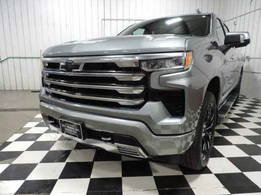 2023 Chev Silverado HC Silver 005