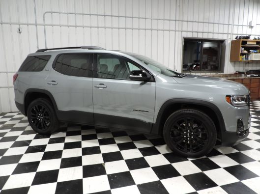 2023 GMC Acadia Elevation 008