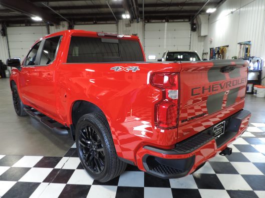 2023 Chev Silverado Ralley Edition Red 022