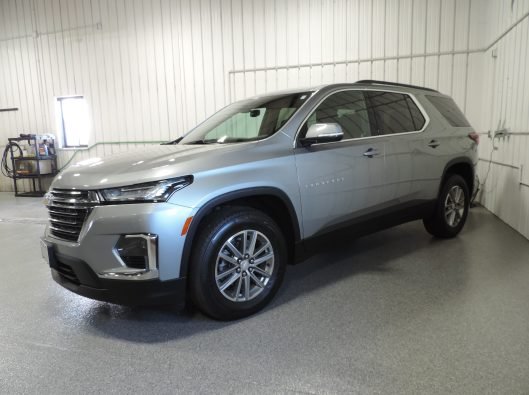 2023 Chev Traverse LT FWD 003