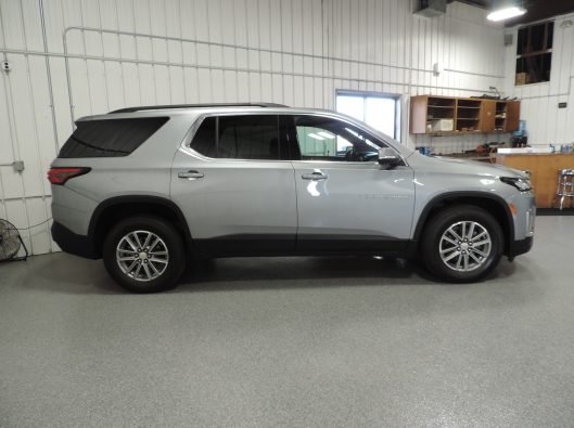 2023 Chev Traverse LT FWD 009