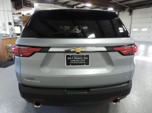 2023 Chev Traverse LT FWD 011