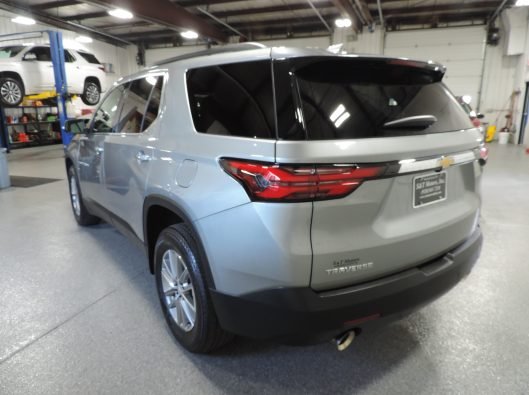 2023 Chev Traverse LT FWD 012