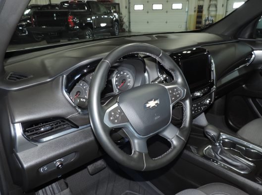 2023 Chev Traverse LT FWD 030