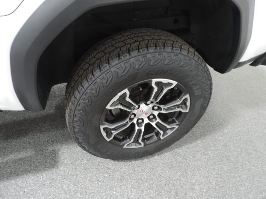 2024 GMC Canyon AT4 018