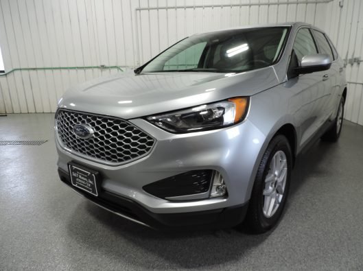 2024 Ford Edge SEL Silver 009