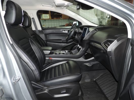 2024 Ford Edge SEL Silver 024