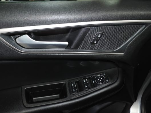 2024 Ford Edge SEL Silver 036