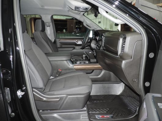 2026 Chevrolet Silverado 030