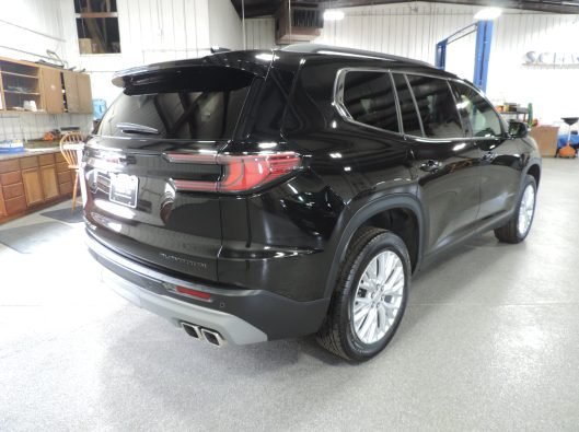 2025 GMC Acadia Elevatoin 021