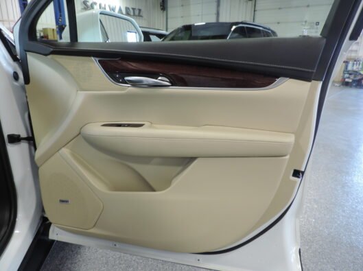 2017 Cadillac XT5 024