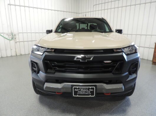 2023 Chev Colorado TrailBoss Tan 006