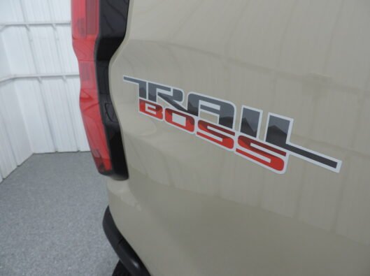 2023 Chev Colorado TrailBoss Tan 016