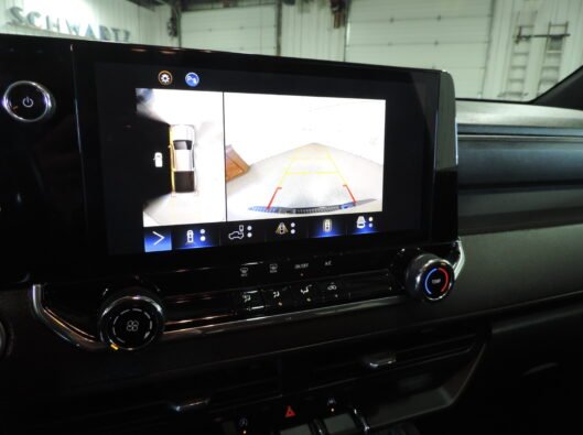 2023 Chev Colorado TrailBoss Tan 042