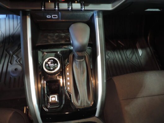 2023 Chev Colorado TrailBoss Tan 044