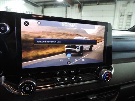 2023 Chev Colorado TrailBoss Tan 047