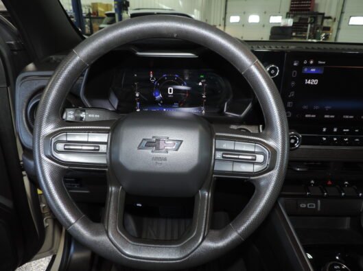 2023 Chev Colorado TrailBoss Tan 055