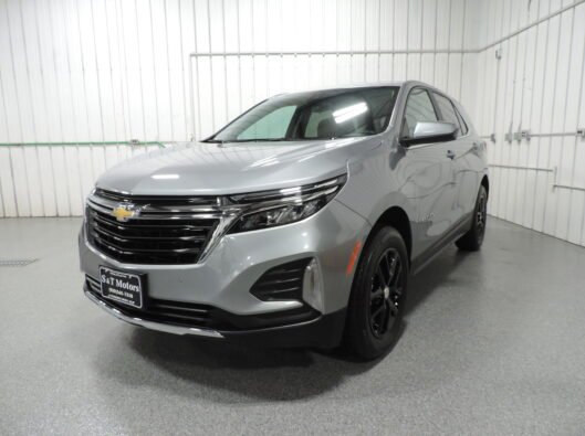 2023 Chev Equinox Gray 001