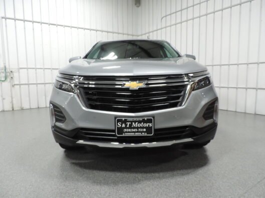 2023 Chev Equinox Gray 006