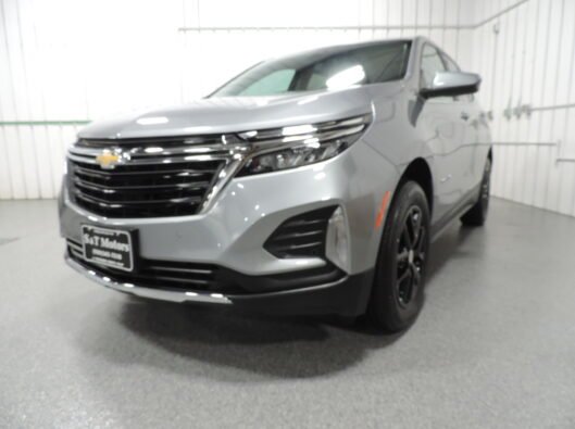 2023 Chev Equinox Gray 007