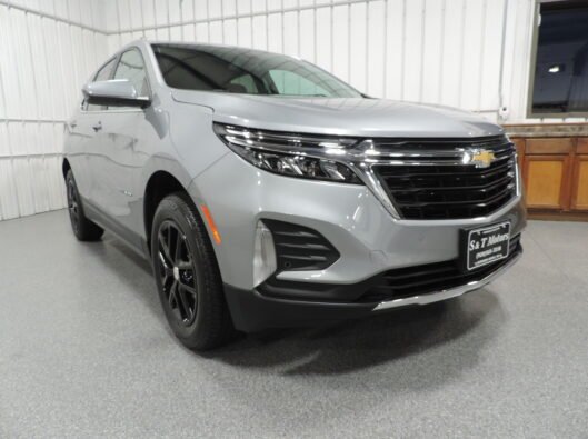 2023 Chev Equinox Gray 008