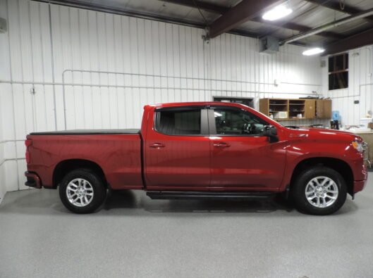 2023 Chevrolet Silverado Burgandy 012