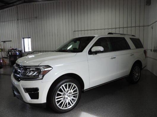 2023 Ford Expedition Limited 003