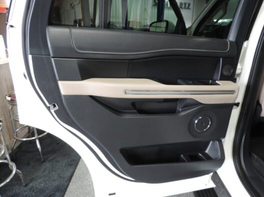 2023 Ford Expedition Limited 038