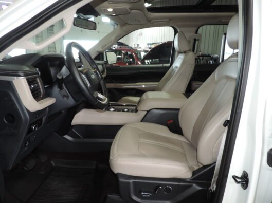 2023 Ford Expedition Limited 043